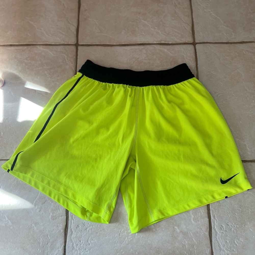 Women’s Nike dri-fit shorts